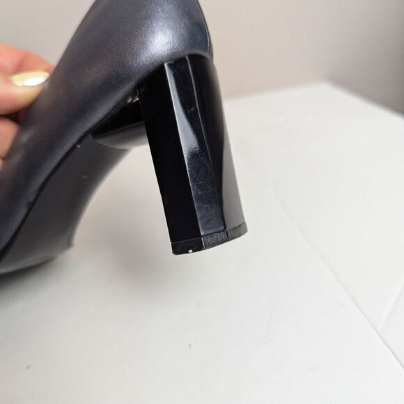 Stuart Weitzman for Browns Metallic Grey Pumps – Geometric Heel – Size 5 - Picture 8 of 11